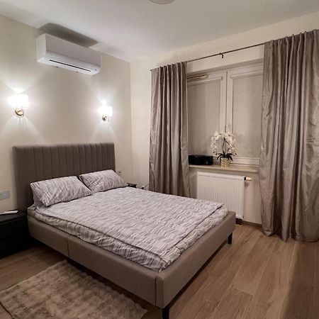Apartament 70 Metro Warszawa Eksteriør billede